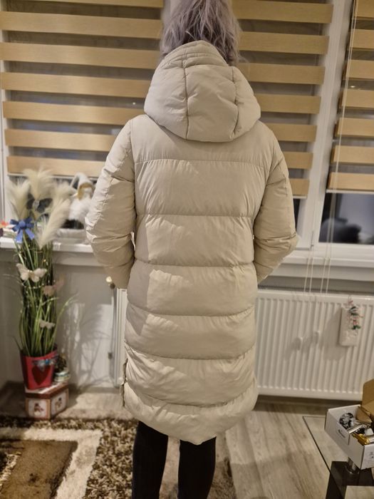 Geacă lungă cu umplutura puf Vero Moda – stare impecabilă