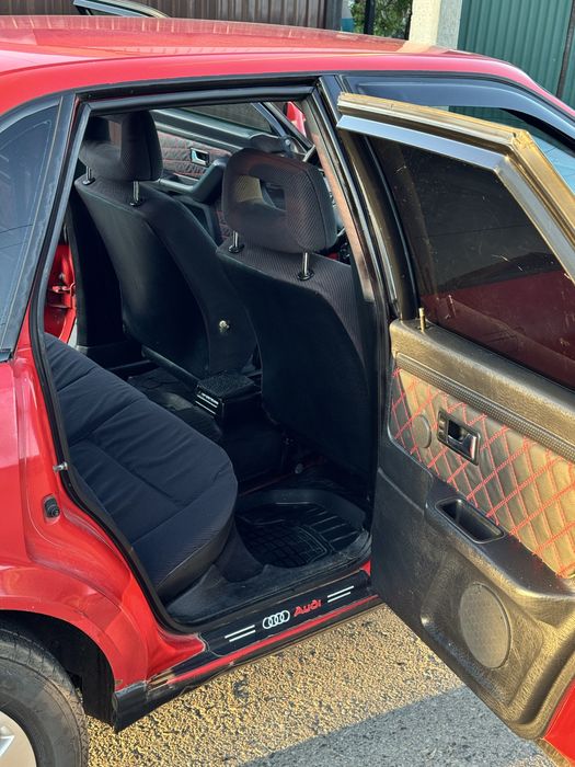 Audi 80 B4 автомат 1995