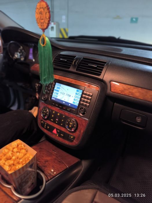 Продам Мерседес R 350