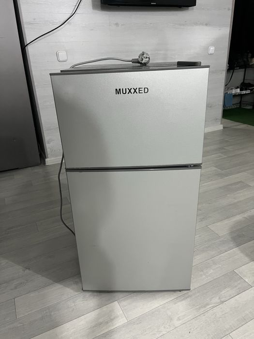 Продам барный холодильник