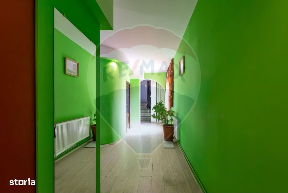 Apartament cu 3 camere și terasă