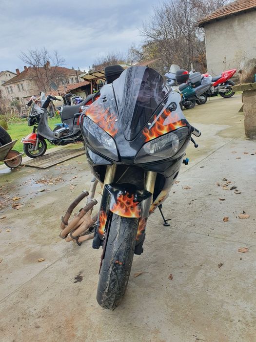 Yamaha r1  2001 на части