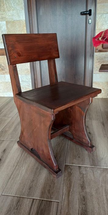 Дървена маса по поръчка