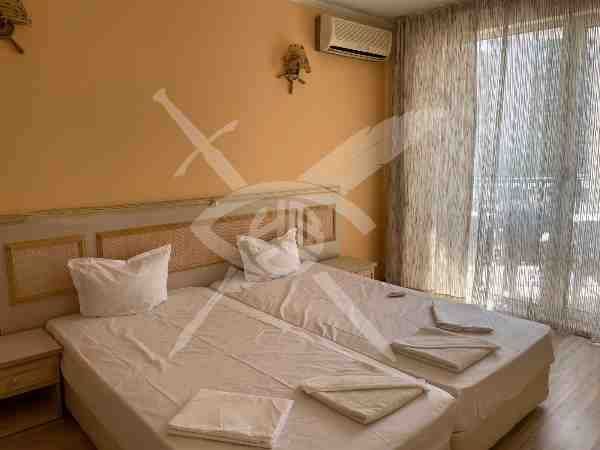 Продава се Двустаен апартамент в к.к. Слънчев бряг - 71 кв.м за 754 €/кв.м - Снимка #3