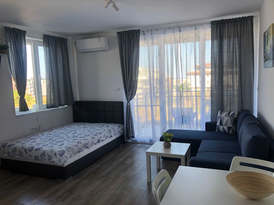 На море в Созопол и Къмпинг Градина