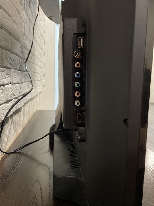 Продам телевизор