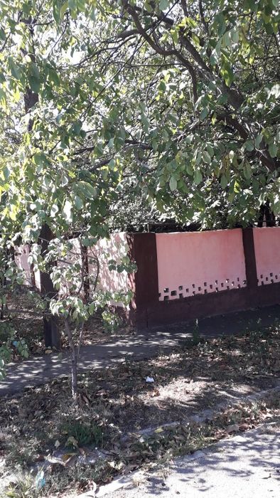 Vând casă cu etaj , Oradea, Ioșia ,str. Aviatorilor nr.93,