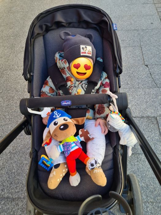 Carucior Chicco 3 în 1