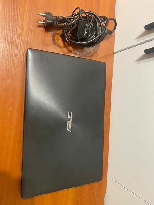 ASUS intel core i5/Nvidia GeForce GT720M