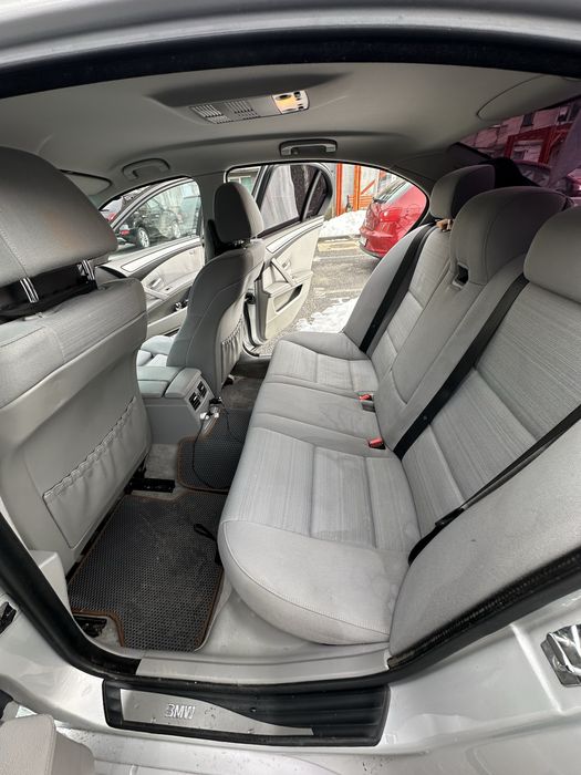 BMW Seria 5, E60 520d