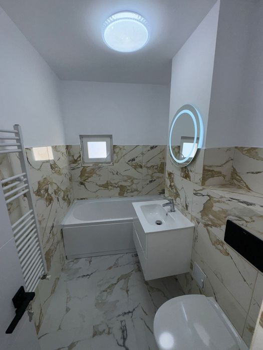 Apartament 4 camere de vânzare – 90 mp, renovat complet, Piața Moldovei, Focșani