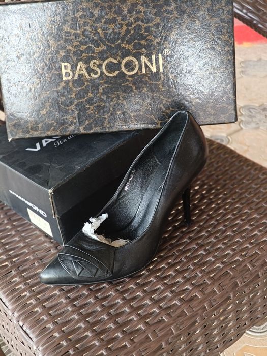 Туфли класские, стильные