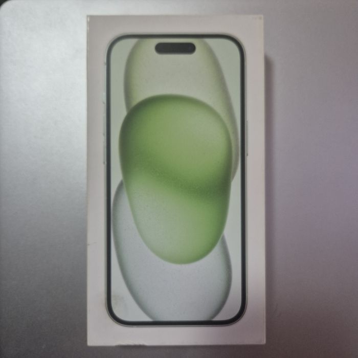 Айфон 15  8/256 новый