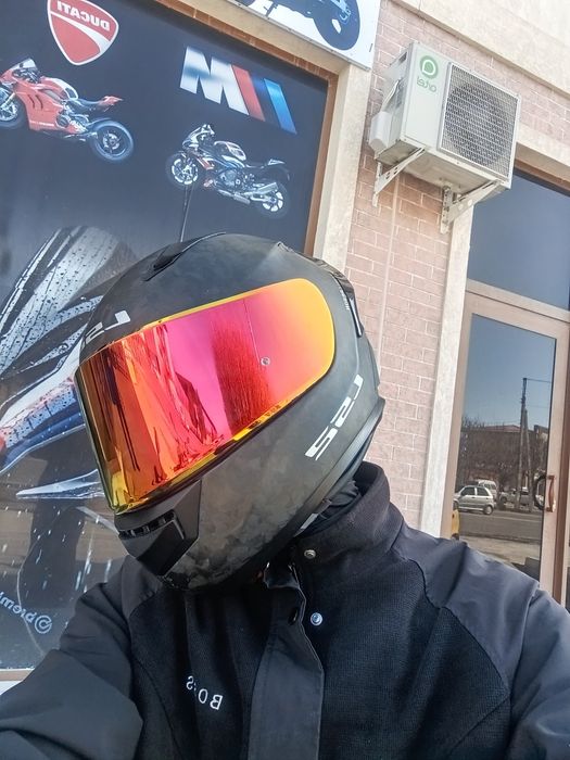 Moto shlem ls2 ff 801 carbon