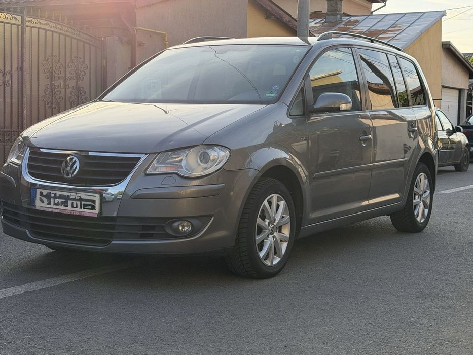 Touran DSG 2009 2.0 TDI