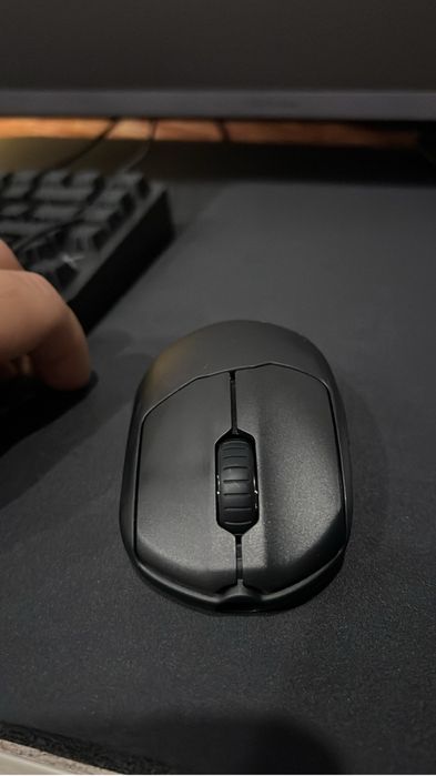 Беспрооводные киберспортивные мыши