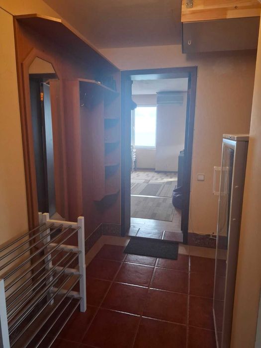 Дава се под наем Етаж от къща в Варна, м-т Траката - 120 кв.м за 1200 € - Снимка #2