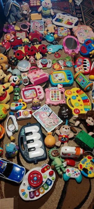 Jucării interactive