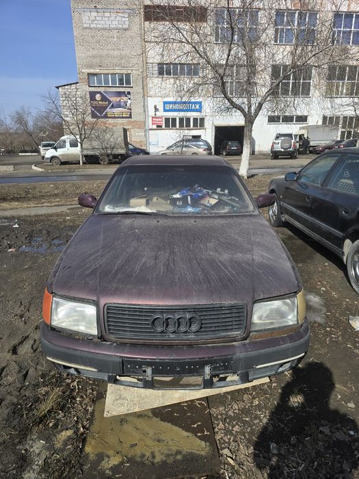 Ауди 100 С4 седан