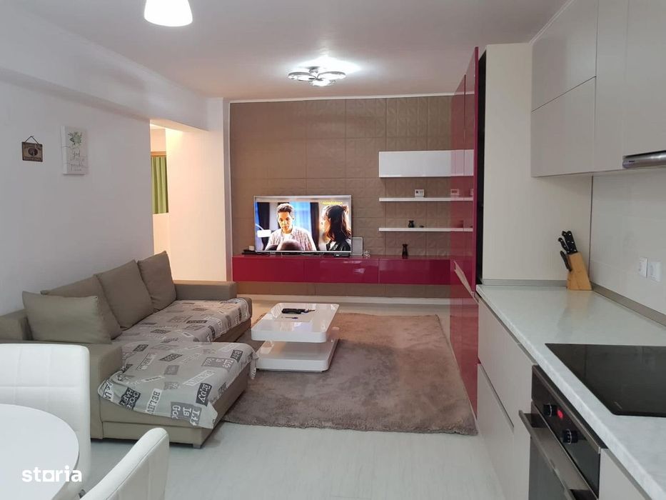 Apartament 2 camere, balcon și lift în Cetate