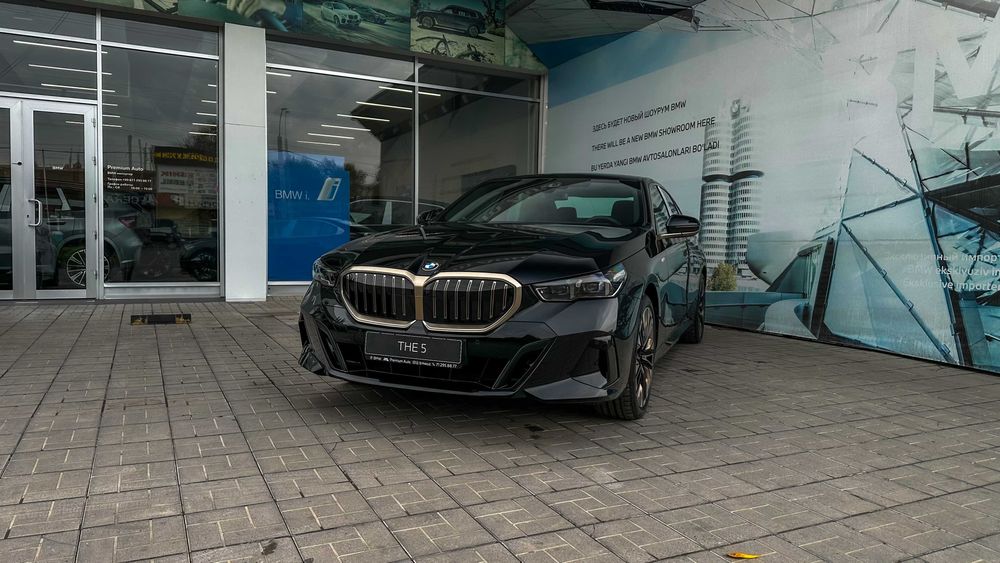 Продам BMW 520i Sedan c официальной гарантией на автомобиль