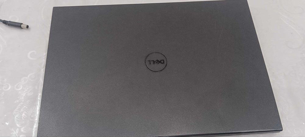 Srochniy notebook arzon narx sotiladi.