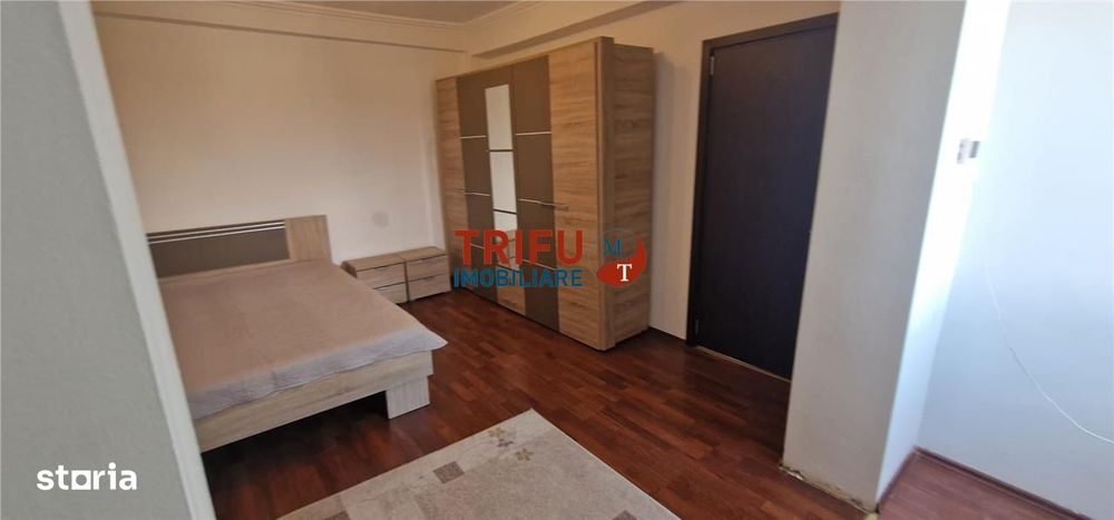 Apartament 3 camere de inchiriat zona Centru