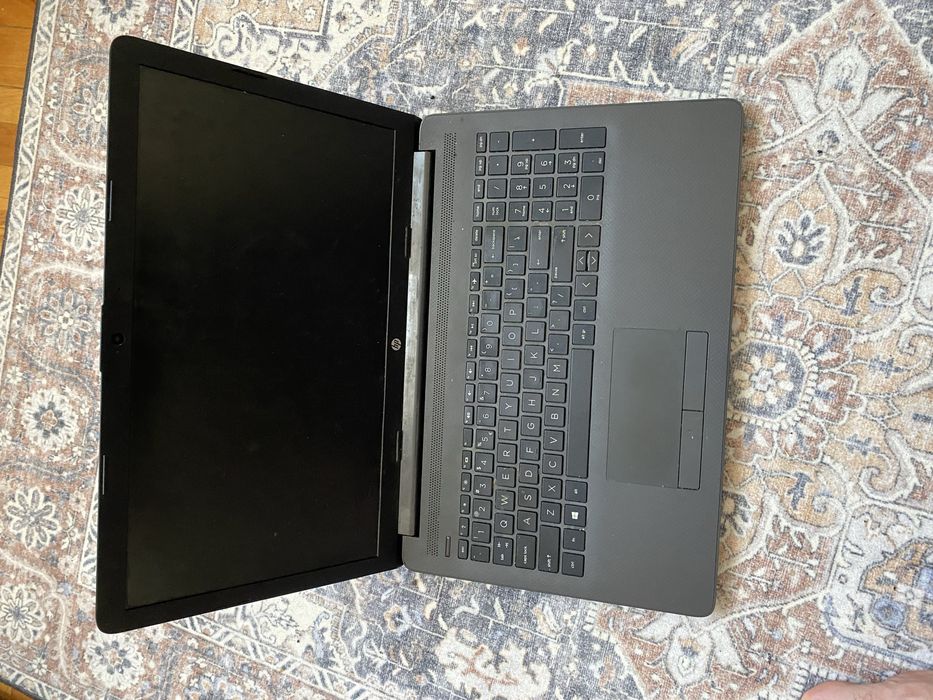 Laptop hp255 g7 stare buna de functionare