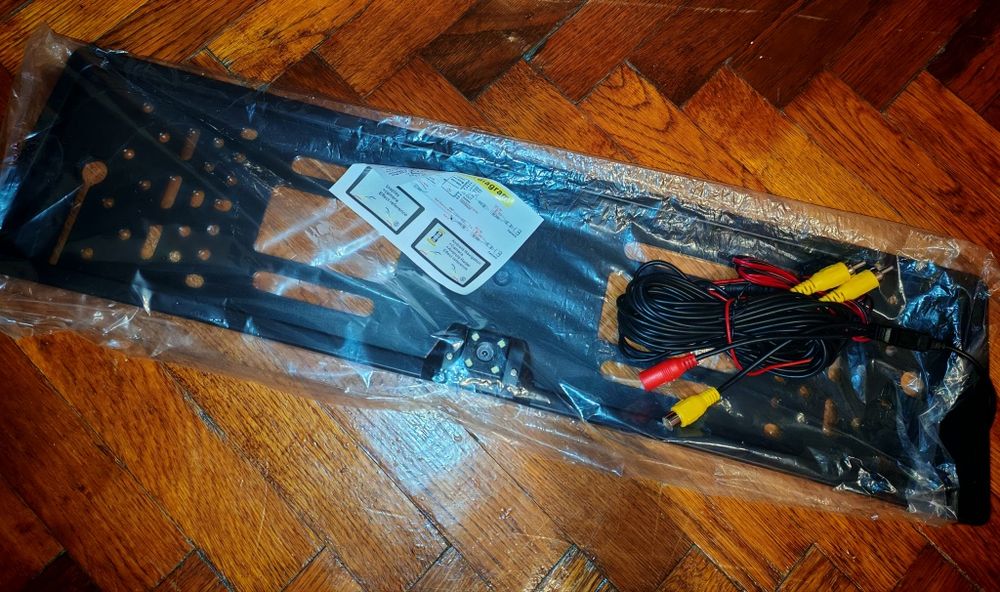 Navigație dedicată Volkswagen cu cameră marșarier