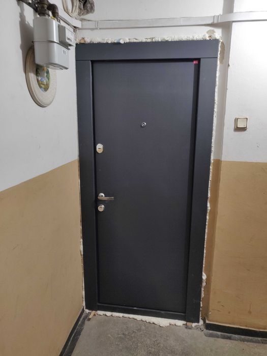 Reparatii termopane -- Plase insecte
 -- Rulouri exterioare