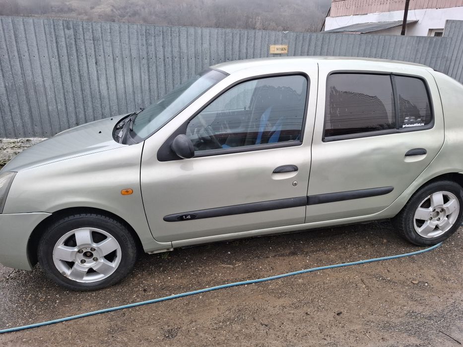 RENAULT Clio 2004 — imagine 3