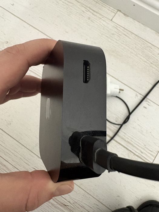 Apple tv 4k 64gb A2737