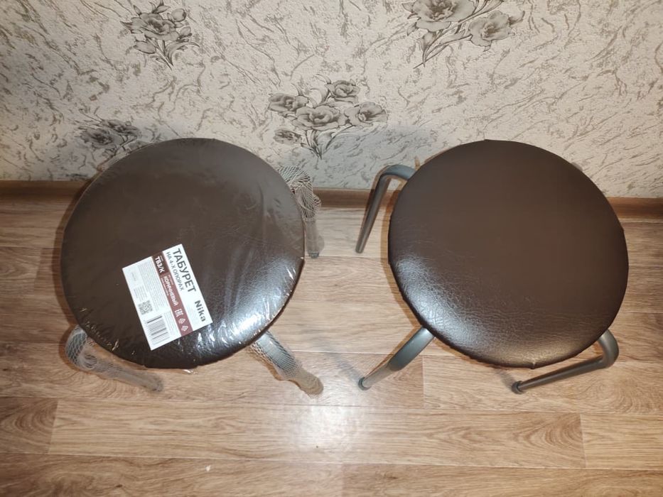 2 стульи, новые, качества  хорошие