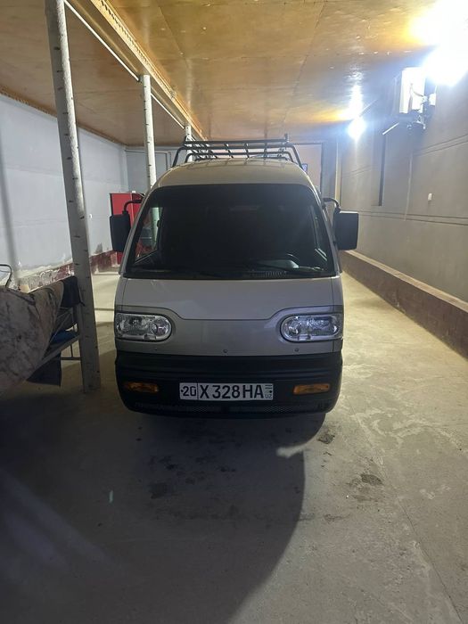 Мошина сирочна сотилади