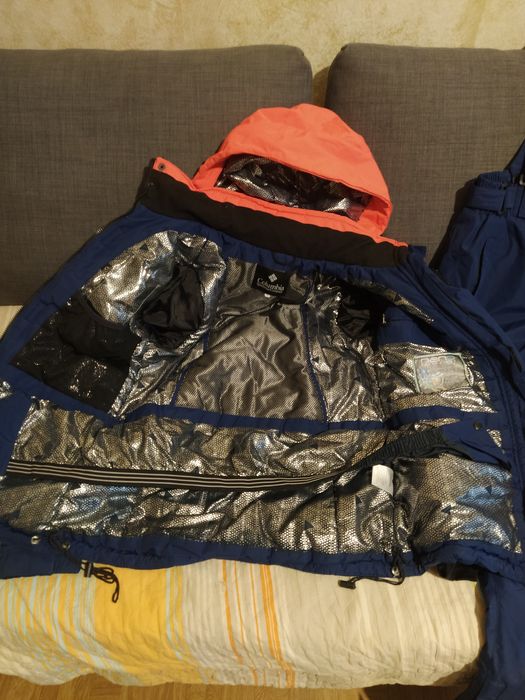 Комбинезон ,лыжный костюм