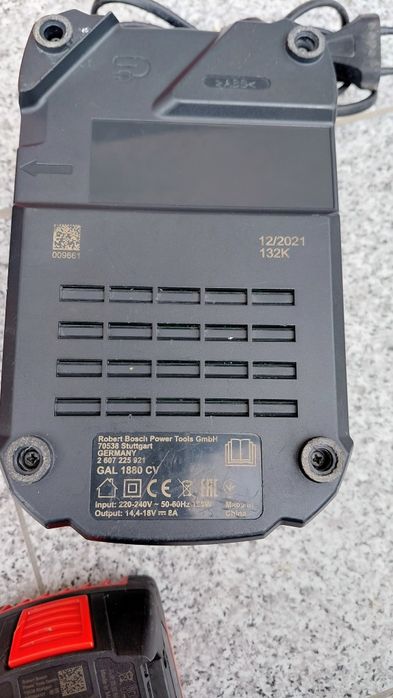 Hilti, Milwaukee,Bosch  Батерия и зарядни