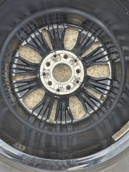 Jante originale Mercedes 17” A2134015100 ET40 + anvelope iarnă Firestone