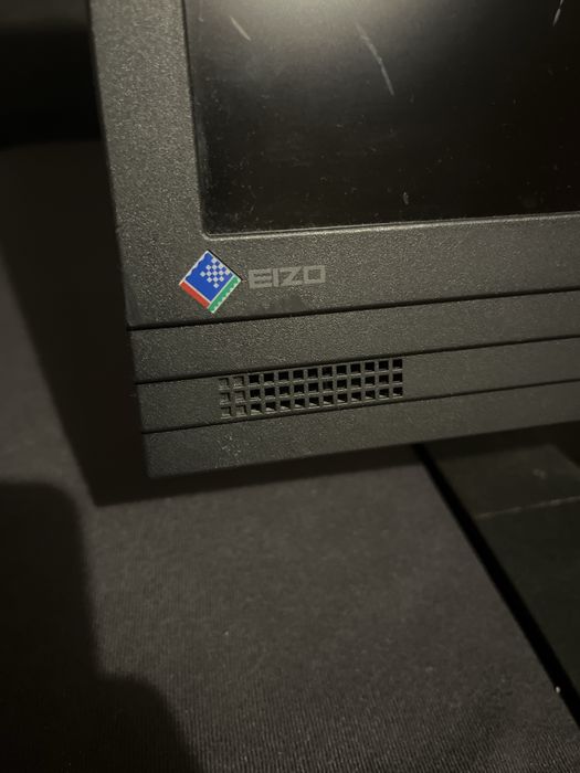 Монитор за компютър-EIZO