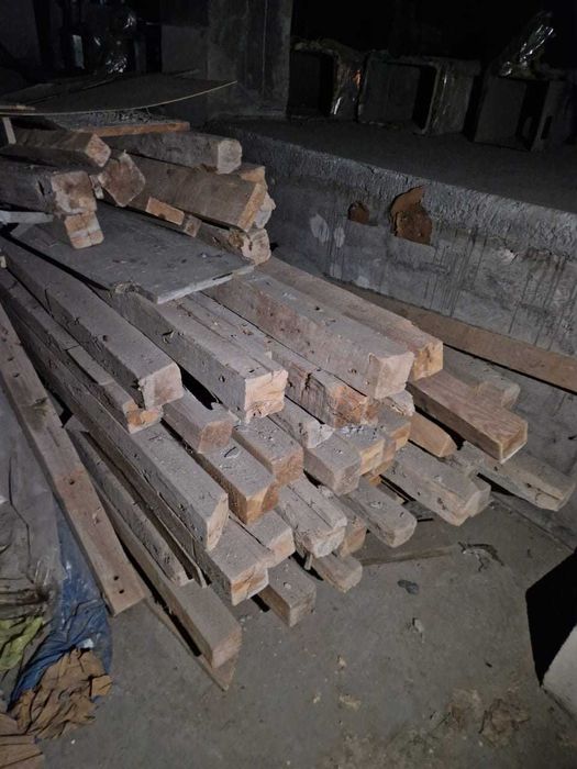 Продажа бруса для опалубки 90*90 6м