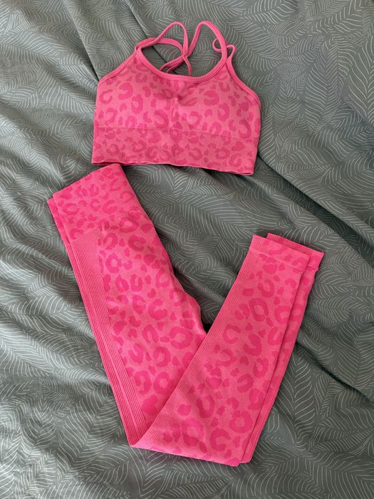 Спортен комплект shein