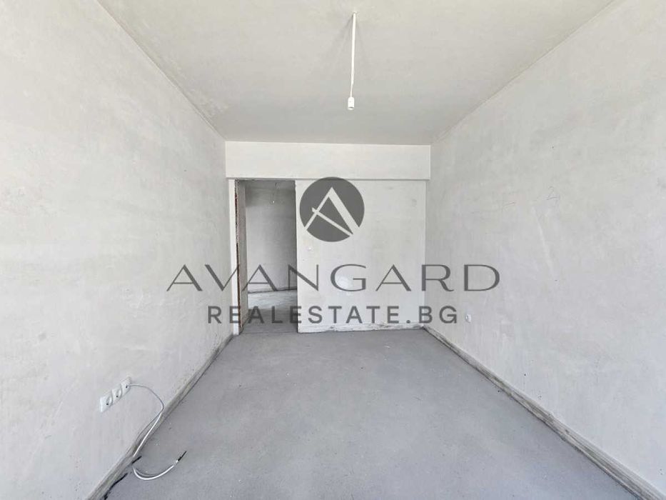 Продава се Двустаен апартамент в Пловдив, Кършияка - 68 кв.м за 1984 €/кв.м - Снимка #3