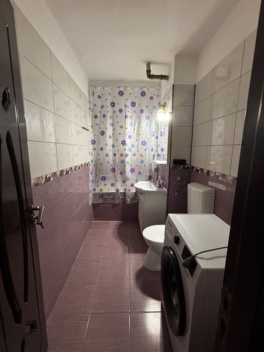 Inchiriez apartament 2 camere, in Ostroveni