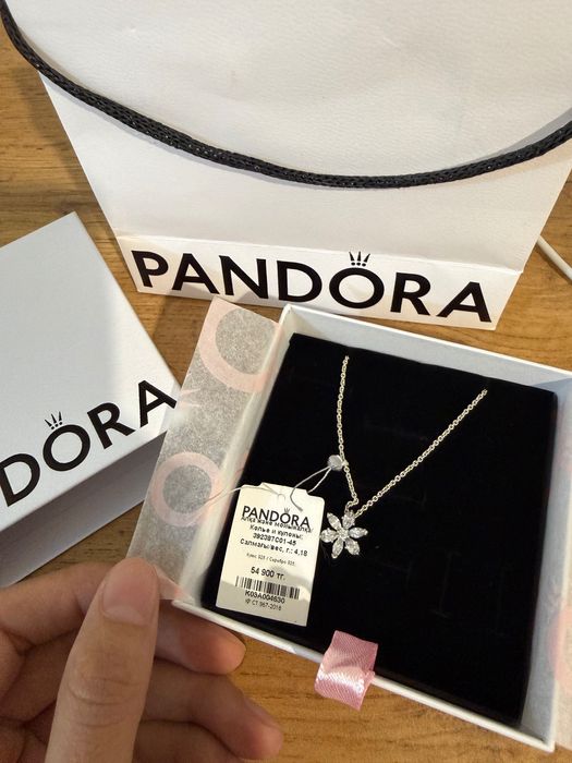 Pandora колье оригинал