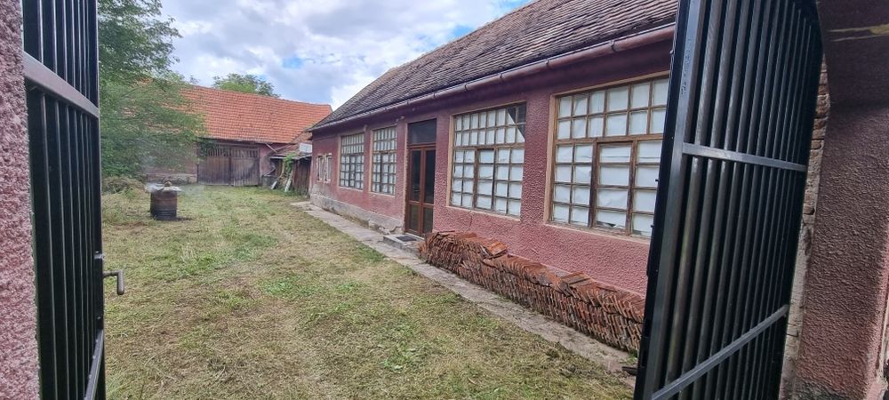 Casa 107 mp sat Cigmau -Geoagiu- teren 4437mp