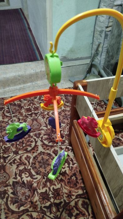 Детский музыкальный мобиль