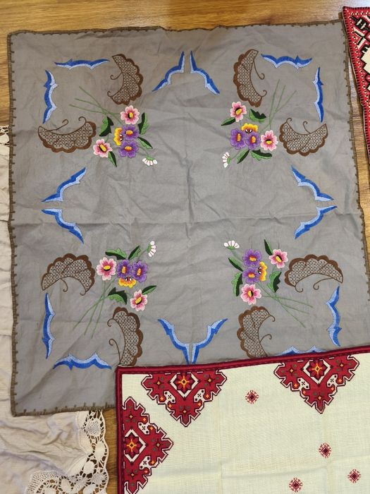 Битови карета и покривки