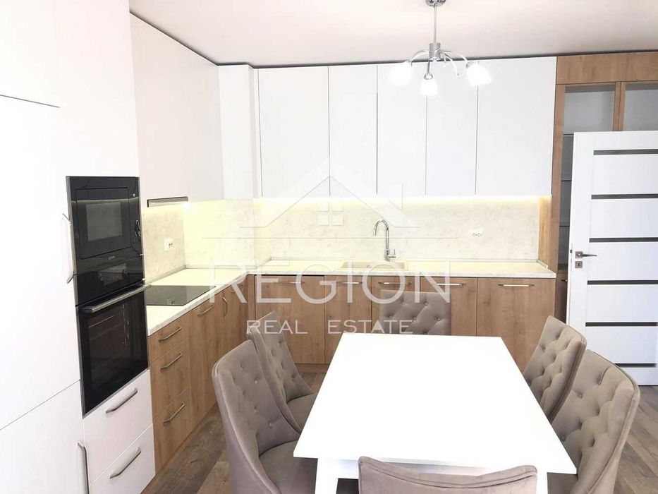 Дава се под наем Тристаен апартамент в Варна, Победа - 103 кв.м за 918 € - Снимка #2