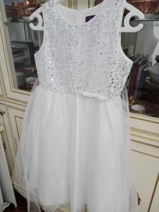 Көйлек бальный 146размер би киілген