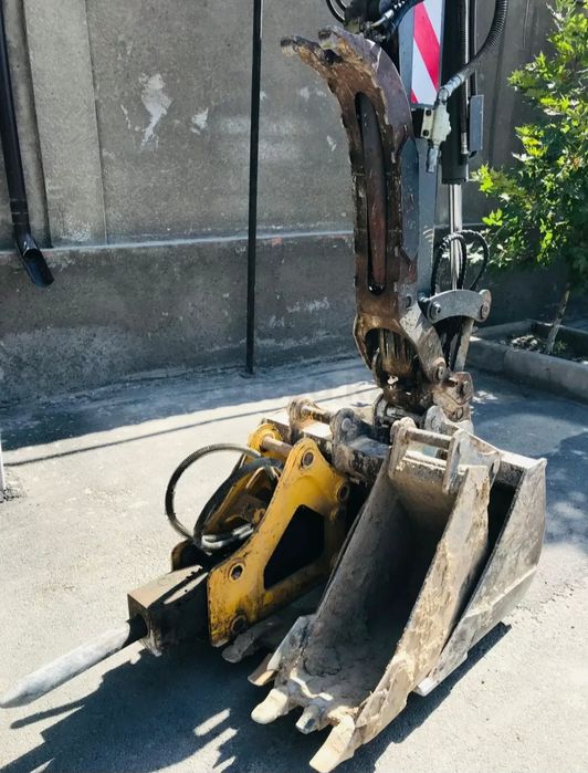 Услуги мини экскаватор малютка ямабур гидромолот