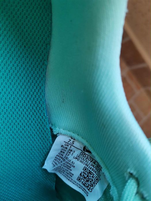 Маратонки NIKE REACT INFINITY.Номер 38,5.